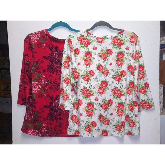 Pioneer Woman Lot of 2 Floral tops Sz M 3/4 Sleeve red and cream soft relaxed EC - Picture 9 of 10